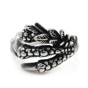 Anillo abierto de garra de dragón retro con escamas detalladas estilo punk gótico