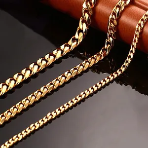 Set aus drei goldenen Edelstahl-Panzerketten in verschiedenen Breiten für Herren