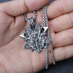 Nordische Wikinger Odin Halskette mit Doppeläxten und Flügeln an einer Stahlkette