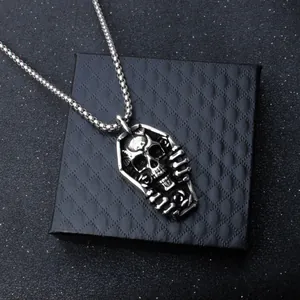 Gothic-Totenkopf und Sarg-Anhänger in Altsilber mit Edelstahl-Boxkette und Box
