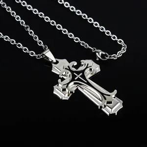 Gothic Collar con Colgante de Cruz de Triple Capa para Hombres Mujeres Oro Plata Negro Esmalte Calado Acero Inoxidable Aleación Joyería