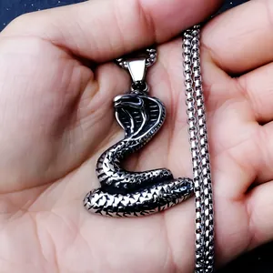 Vintage stainless steel king cobra snake pendant necklace with hip-hop square chain link