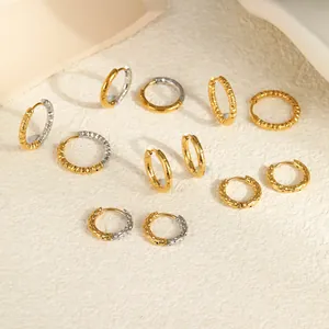 Modische Edelstahl-Ohrringe in Gold und Silber mit geprägter Textur für Damen