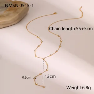 Detalle del collar largo en Y dorado con circonitas e información técnica de medidas