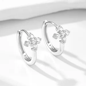 Créoles trèfle à quatre feuilles en argent sterling S925 avec zircons brillants sertis