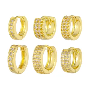 Trois paires de boucles d'oreilles créoles plaquées or avec micro-pavé de zircons