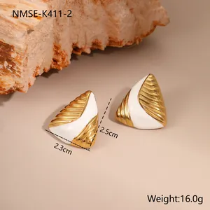 Detail view of retro French style triangle earrings with 2.3cm by 2.5cm size markings