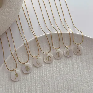 Minimalist Stainless Steel Snake Chain Necklace Women Natural Shell Round 26 Initial Letter Pendant Gold Plated Jewelry Gift