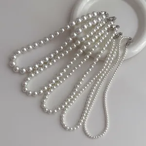 Ensemble de colliers de perles minimalistes avec fermoirs argentés variés
