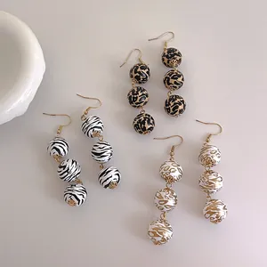 Boucles d'Oreilles Pendantes en Bois Rétro Pour Femmes Imprimé Animal Léopard Zèbre Longues Boucles d'Oreilles Avec Crochet