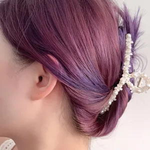 Elegante pinza per capelli in metallo con perle e cristalli per acconciature