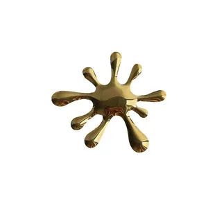 Vintage irregular gold water ripple brooch with hollow circular metallic texture design
