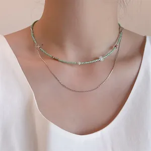 Collier double rang avec perles vert menthe et chaîne argentée pour femme
