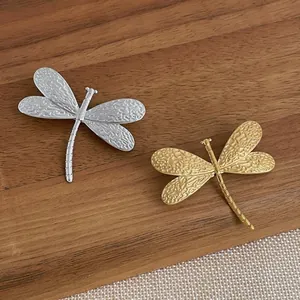 Vintage Stainless Steel Dragonfly Brooch For Women 18K Gold Plated Hammered Texture Animal Lapel Pin Jewelry Accessories