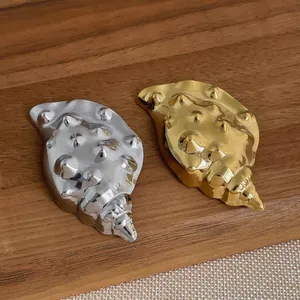 Luxury Stainless Steel Conch Shell Brooch Pin Real Gold Plated Vintage Spiral Sea Snail Suit Lapel Accessory For Women Jewelry