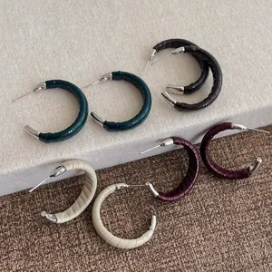 Boucles d'Oreilles Créoles en C Vintage Chic pour Femmes Minimaliste Motif Crocodile Similicuir Alliage Tige en Cuivre Bijoux