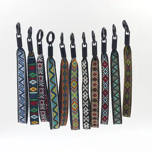 Etnische Stijl Geweven Telefoonkoord Gevlochten Sleutelhanger Polsbandje Geometrisch Patroon Polyester Singelband Met Metalen Ring