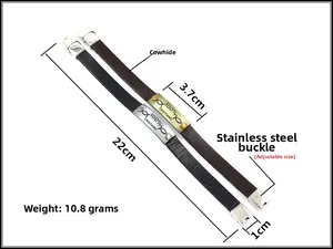 Dettaglio dei bracciali in pelle che mostra la lunghezza 22 cm e la chiusura Cristiano