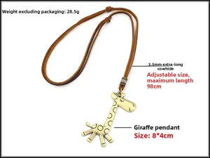 Λεπτομέρεια μενταγιόν καμηλοπάρδαλη 8x4cm με ρυθμιζόμενο δερμάτινο κορδόνι 98cm