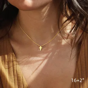 Collana con ciondolo a croce in acciaio inossidabile oro 18K con catena regolabile 16+2 pollici
