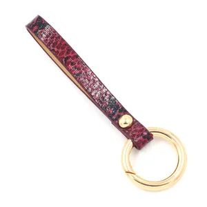 Chic red and black snakeskin pattern PU leather keychain with gold metal ring