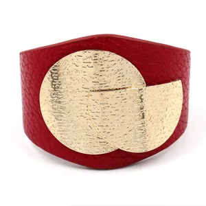 Dames Mode Breed PU Lederen Manchet Armband Gehamerd Metaal Geometrische Platen Gepersonaliseerde Overdreven Bangle Sieraden Accessoires