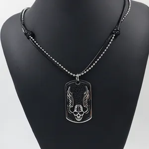 Hip-Hop-Halskette für Herren mit Totenkopf-Flügel-Anhänger an Doppel-Kette und Lederband