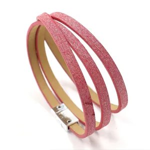 Pulsera multicapa de cuero PU con purpurina rojo rosa y cierre magnético plateado