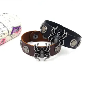 Bracelets punk en cuir avec breloque araignée et rivets ronds en noir et marron foncé