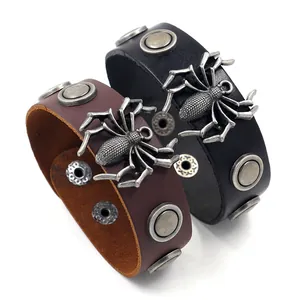 Brede punk lederen armbanden in zwart en bruin met zilveren spin en metalen studs voor heren