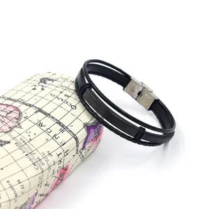 Bracciale multistrato da uomo in pelle nera con chiusura in acciaio su scatola vintage