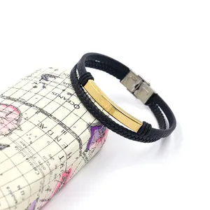 Pulsera de cuero negro de doble capa para hombre con placa de acero inoxidable dorada