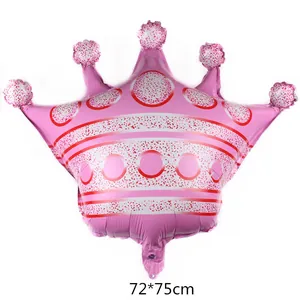 Pink crown-shaped aluminum foil balloon for party decor measures 72x75cm in size