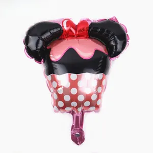 Détail du ballon en aluminium cupcake style Minnie Mouse pour décorations de fête d'anniversaire
