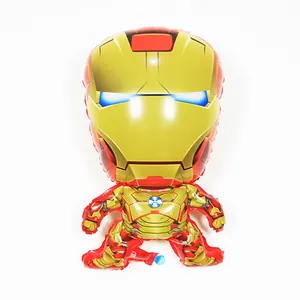 Détail du ballon en aluminium Iron Man version Q avec fini métallisé et effets lumineux