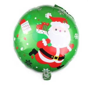 Detail eines 18-Zoll grünen Folienballons mit Weihnachtsmann-Motiv und Schneeflocken