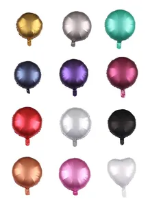 Aperçu de ballons en aluminium de 18 pouces ronds et en cœur de couleurs variées