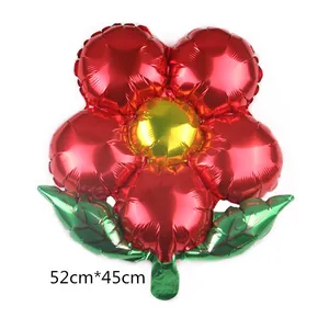 Detailed view of 52cm*45cm flower foil balloon with red petals and golden center