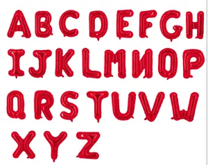 Détail des 26 ballons alphabet en aluminium rouge de A à Z pour décoration de fête