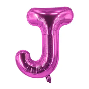 Détail du ballon en aluminium rose fuchsia lettre J de 16 pouces avec éclat métallique