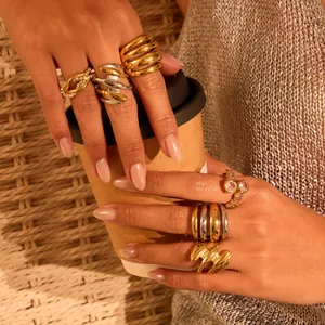 Minimalistische Roestvrijstalen Holle Geometrische Lijn Ring Voor Vrouwen Lichte Luxe Goud Zilver Gemengd Gelaagd Brede Band Mode Sieraden Cadeau