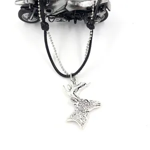 Ciondolo testa di cervo vintage in argento con cordino in pelle e collana a sfere uomo