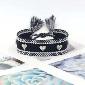 Bracelet Tissé à la Main Bohémien Avec Rivets en Alliage de Cœur Gland Réglable Bracelet d'Amitié Pour Femmes Bijoux Ethniques