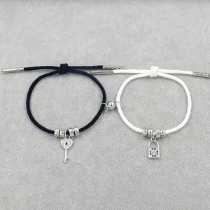 Bracelets de couple magnétiques avec pendentifs serrure et clé en strass noir et blanc