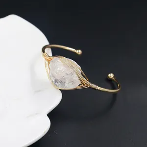 Natuurlijke Ruwe Steen Draad Omwikkeld Armband Voor Vrouwen Open C-vorm Boho Etnische Stijl Koperen Legering Sieraden Cadeau