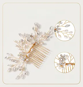 Detail of handmade bridal hair comb with adjustable branches and sparkling rhinestones