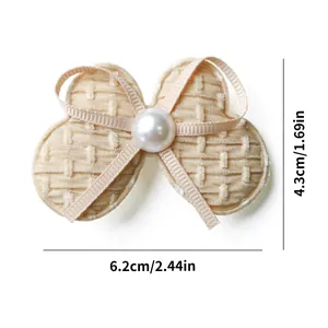 Detailed size specifications for a beige waffle bow pet hair clip with pearl decor