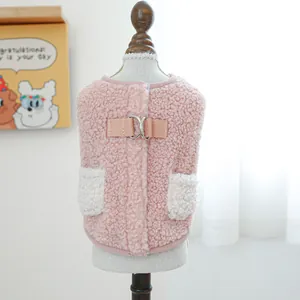 Gilet per animali in pile sherpa rosa con anello a D e tasche per cani e gatti piccoli