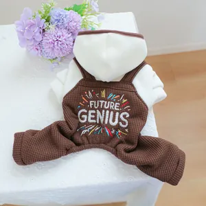 Schattige huisdier hoodie met bruine wafel corduroy overall en Future Genius borduursel