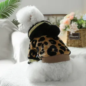 Sweat à capuche léopard pour chien avec capuche en peluche noire et bordure pailletée